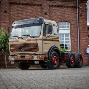 Daimler-Benz 2032 S