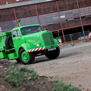 Daimler-Benz LK 329